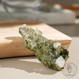 土耳其綠簾石白水晶共生