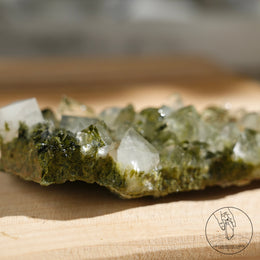 土耳其綠簾石白水晶共生
