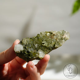 土耳其綠簾石白水晶共生