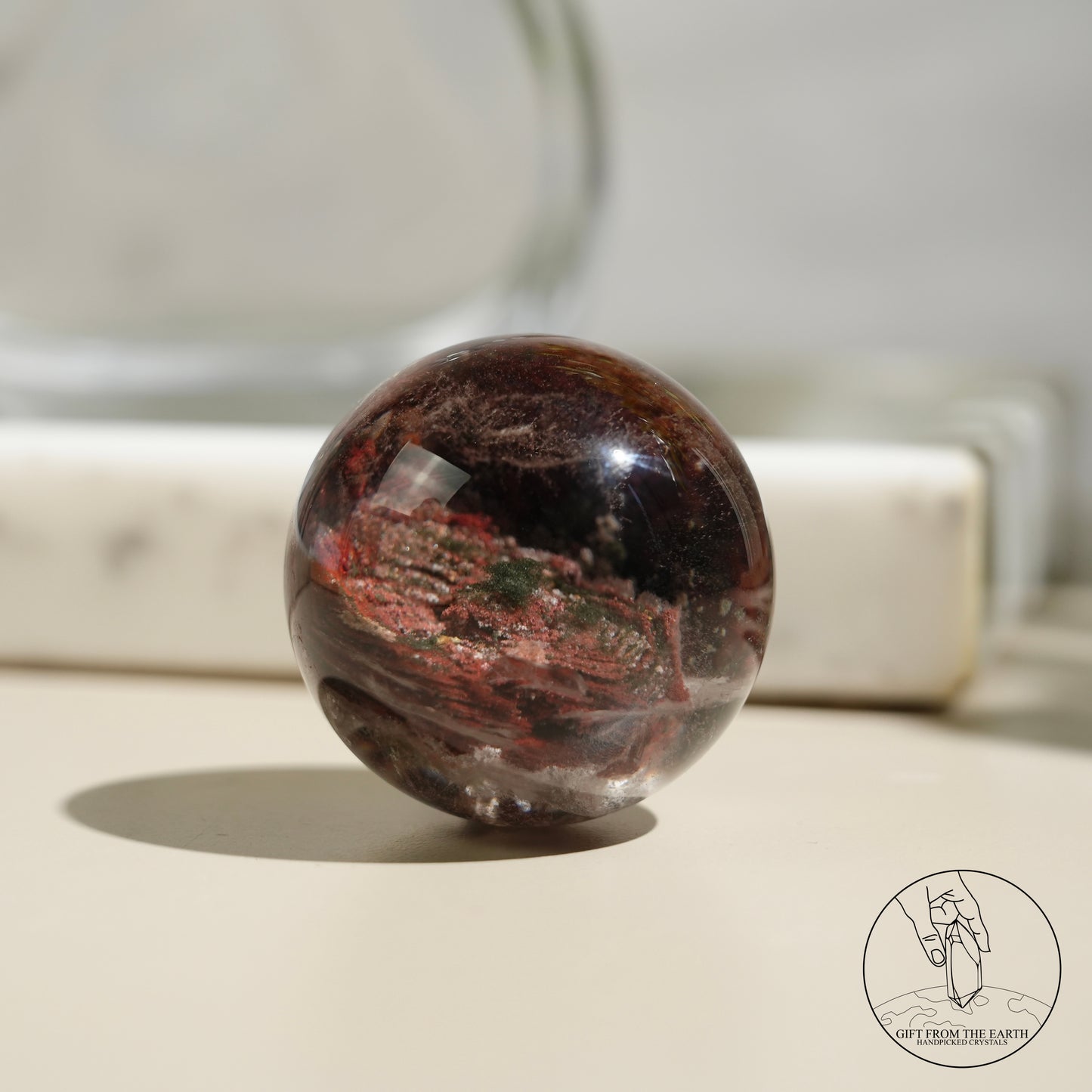 Red-green phantom sphere