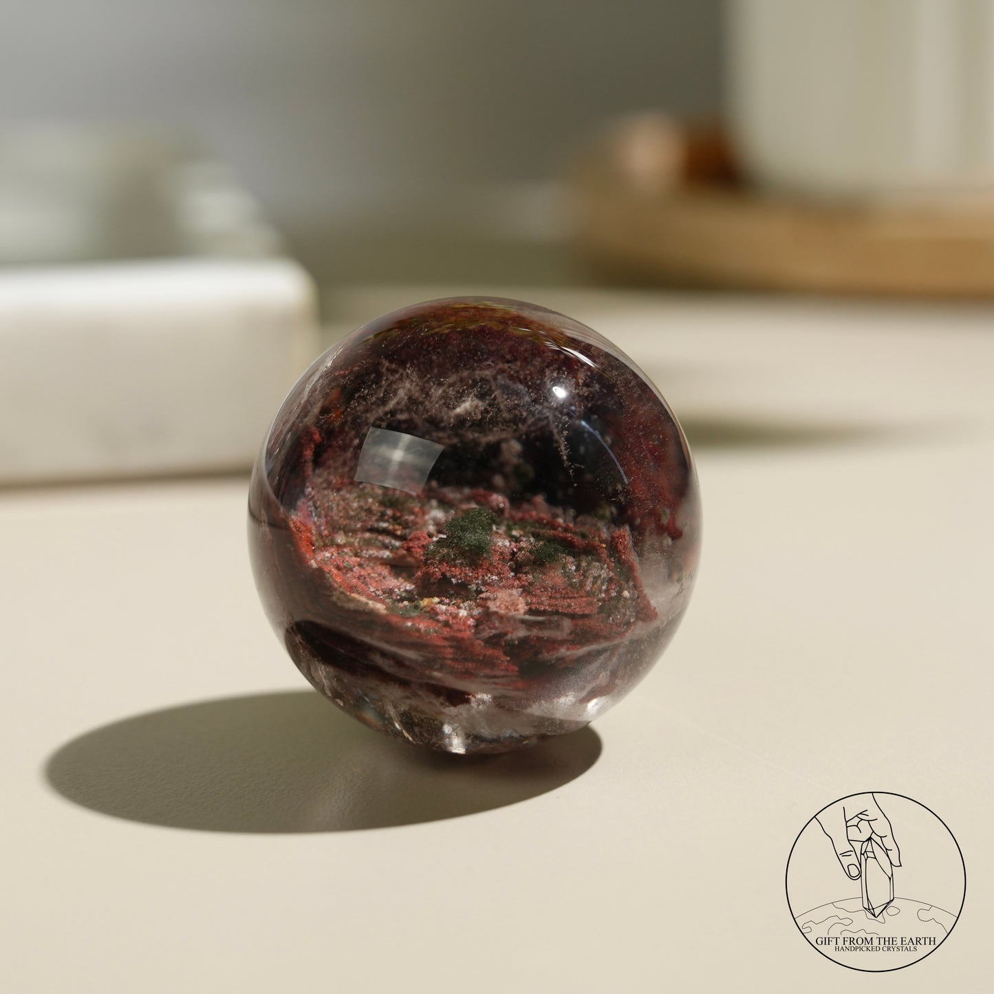 Red-green phantom sphere