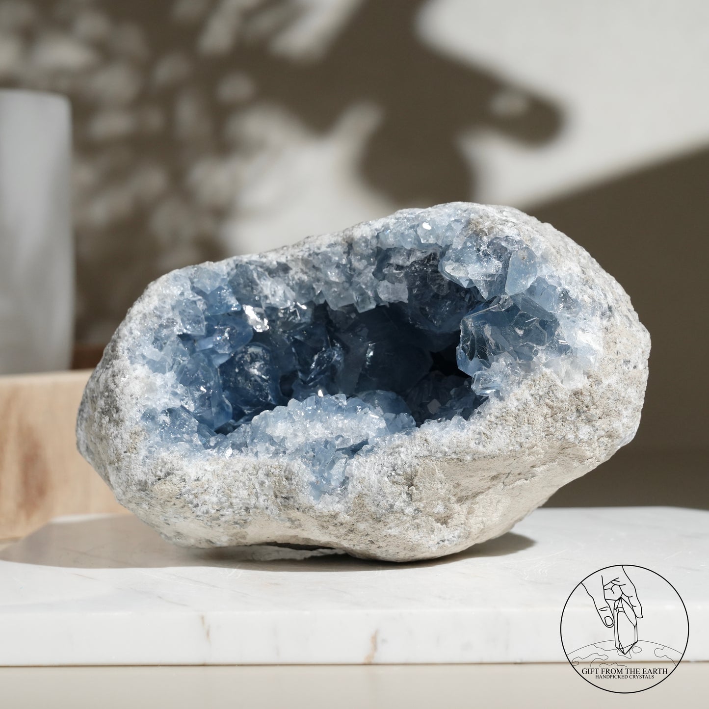 Egg-shaped celestite
