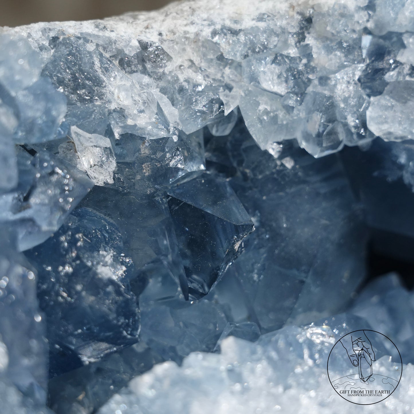 Egg-shaped celestite