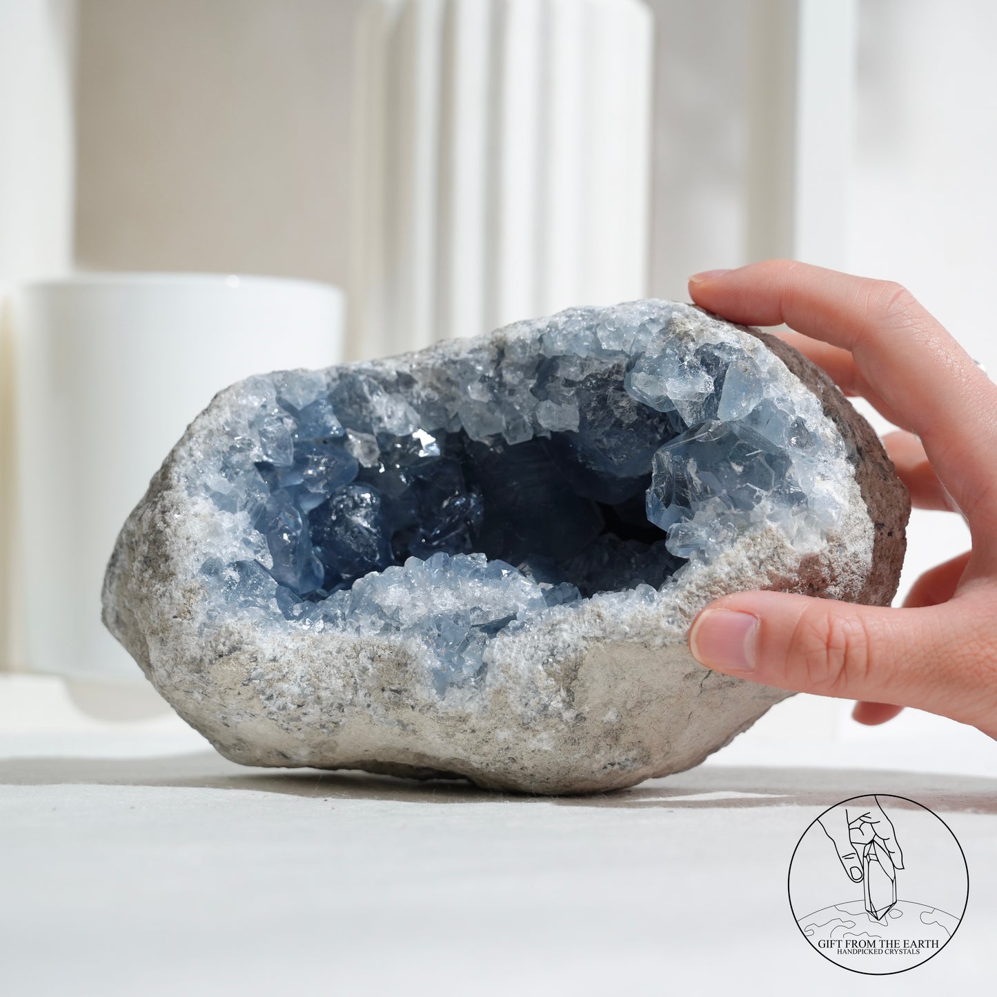 Egg-shaped celestite