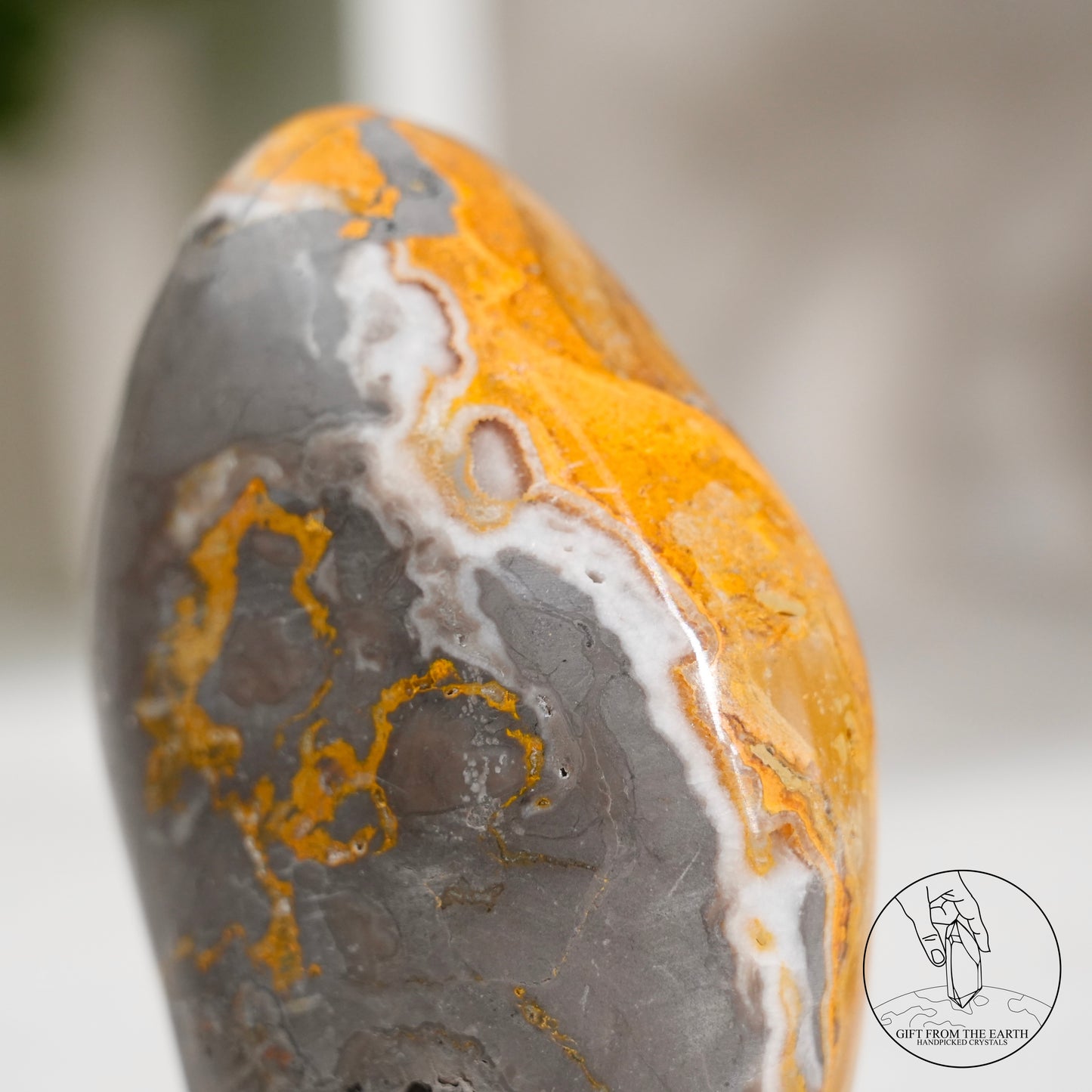 大黃蜂碧玉隨形