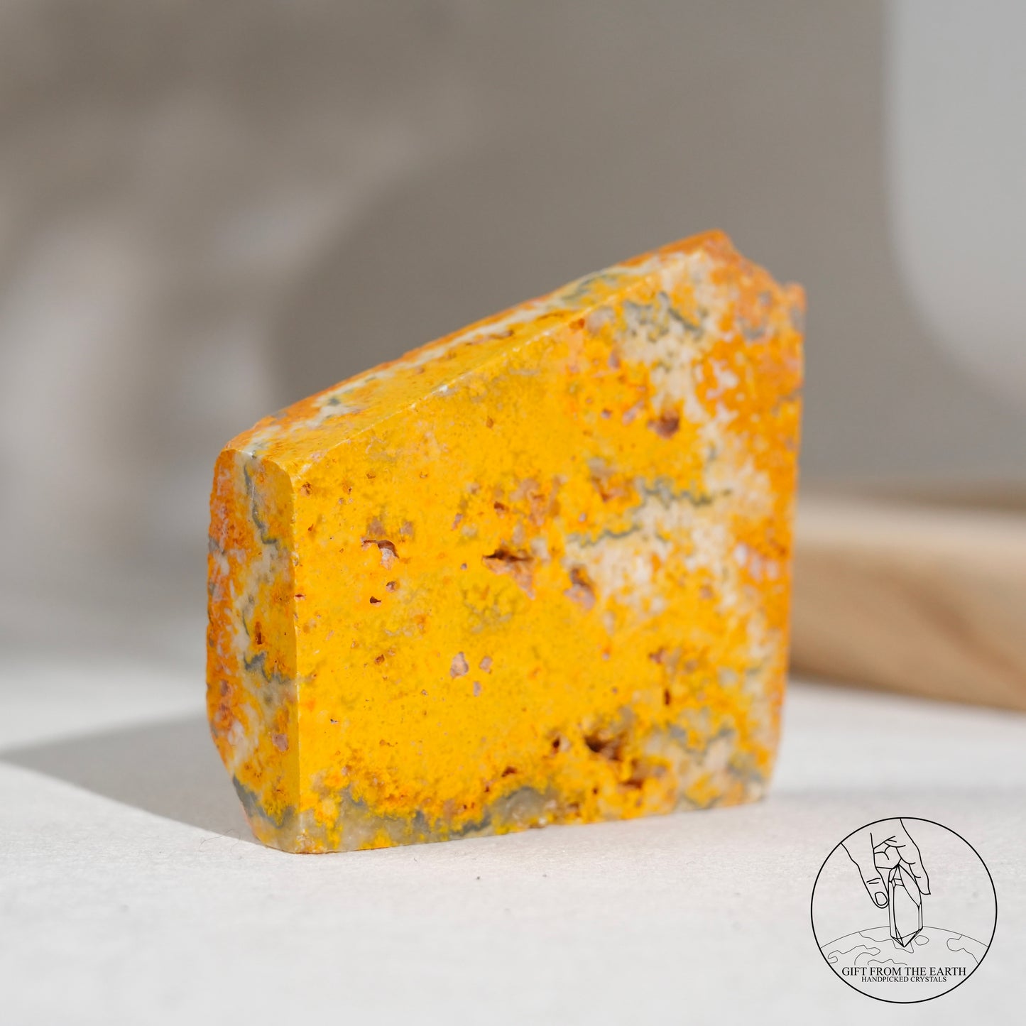 大黃蜂碧玉隨形