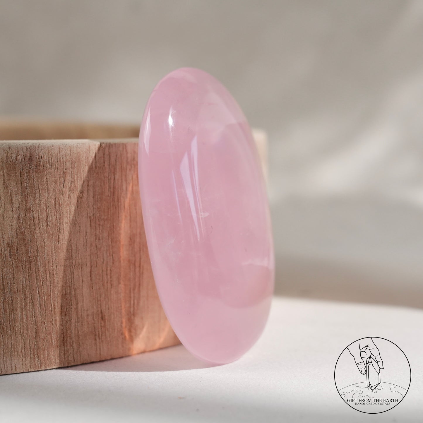 莫桑比克星光粉晶把件