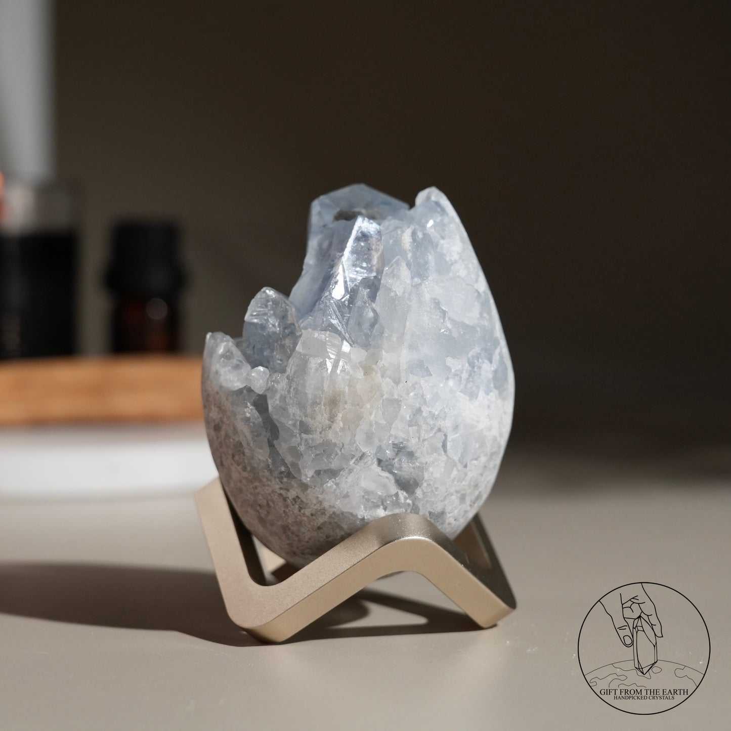 Egg-shaped celestite