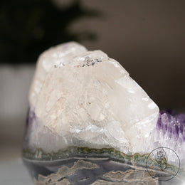 紫水晶簇白方解石共生（二次結晶）