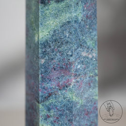 紅綠寶藍晶共生柱