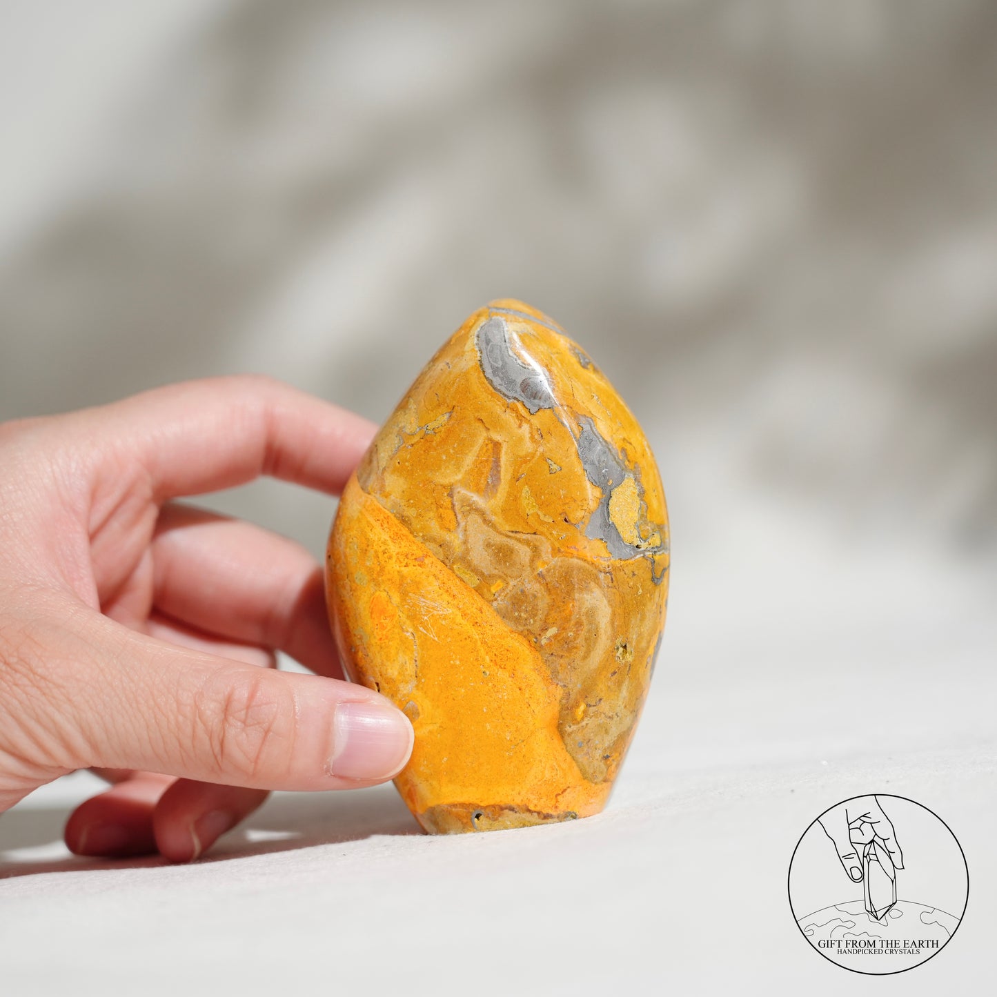 大黃蜂碧玉隨形