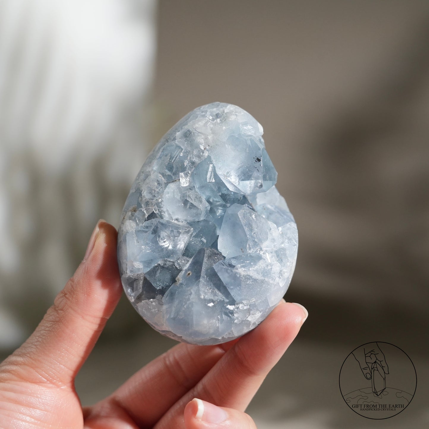 Egg-shaped celestite