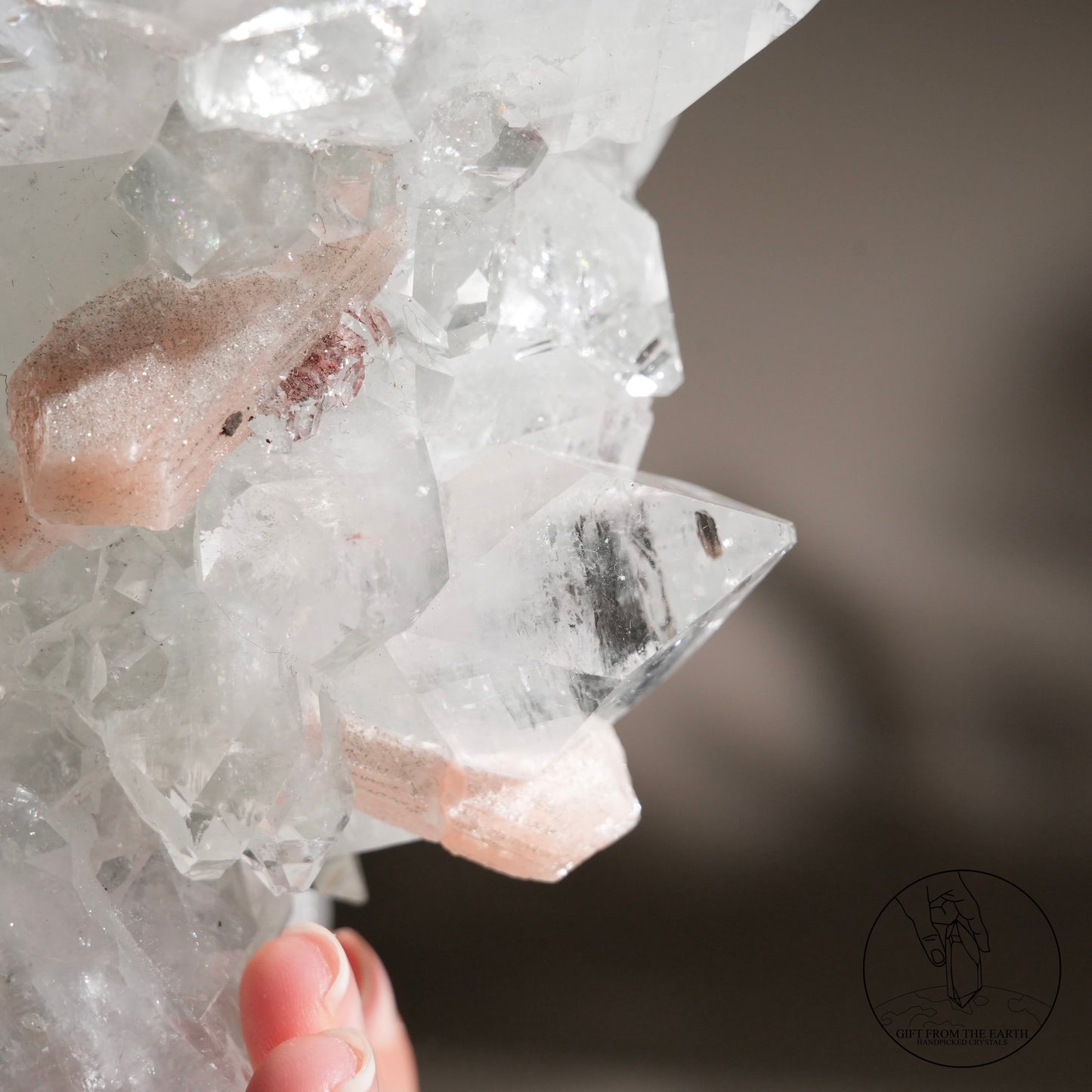 Diamond apophyllite stilbite