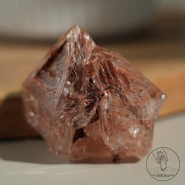 紅泥骸骨水晶