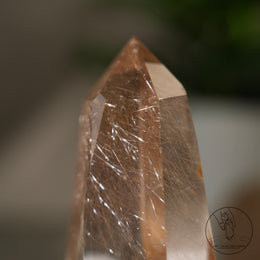 半打磨金髮晶柱