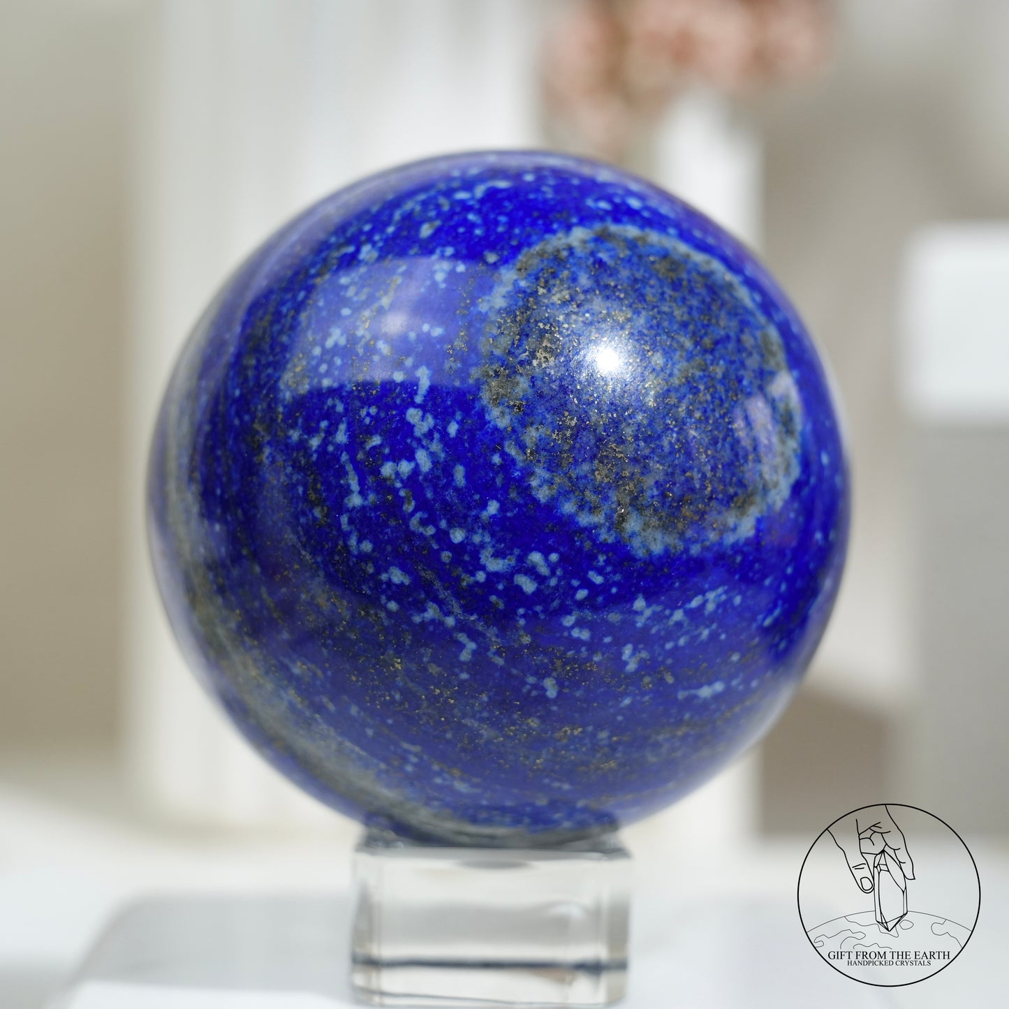 Lapis lazuli sphere