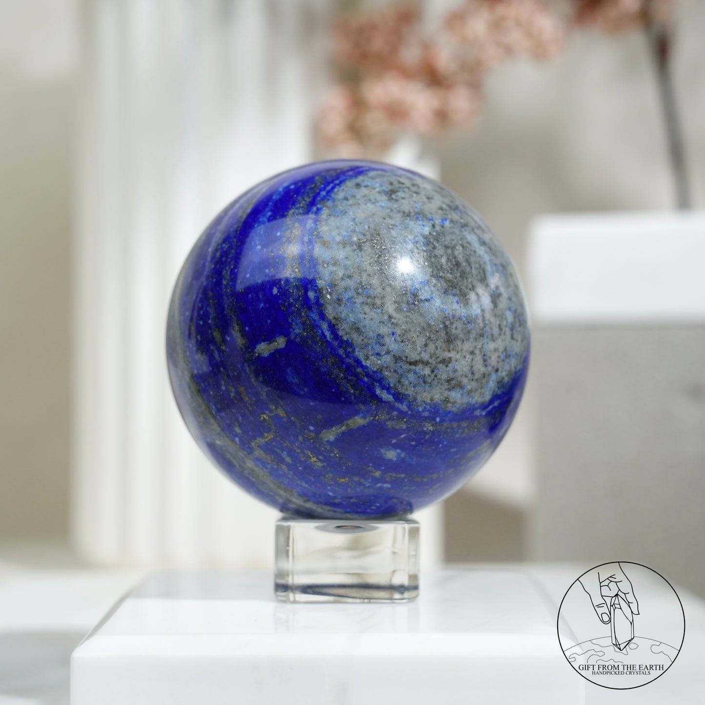 Lapis lazuli sphere