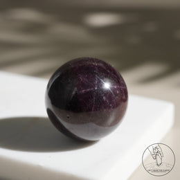 星光石榴石球