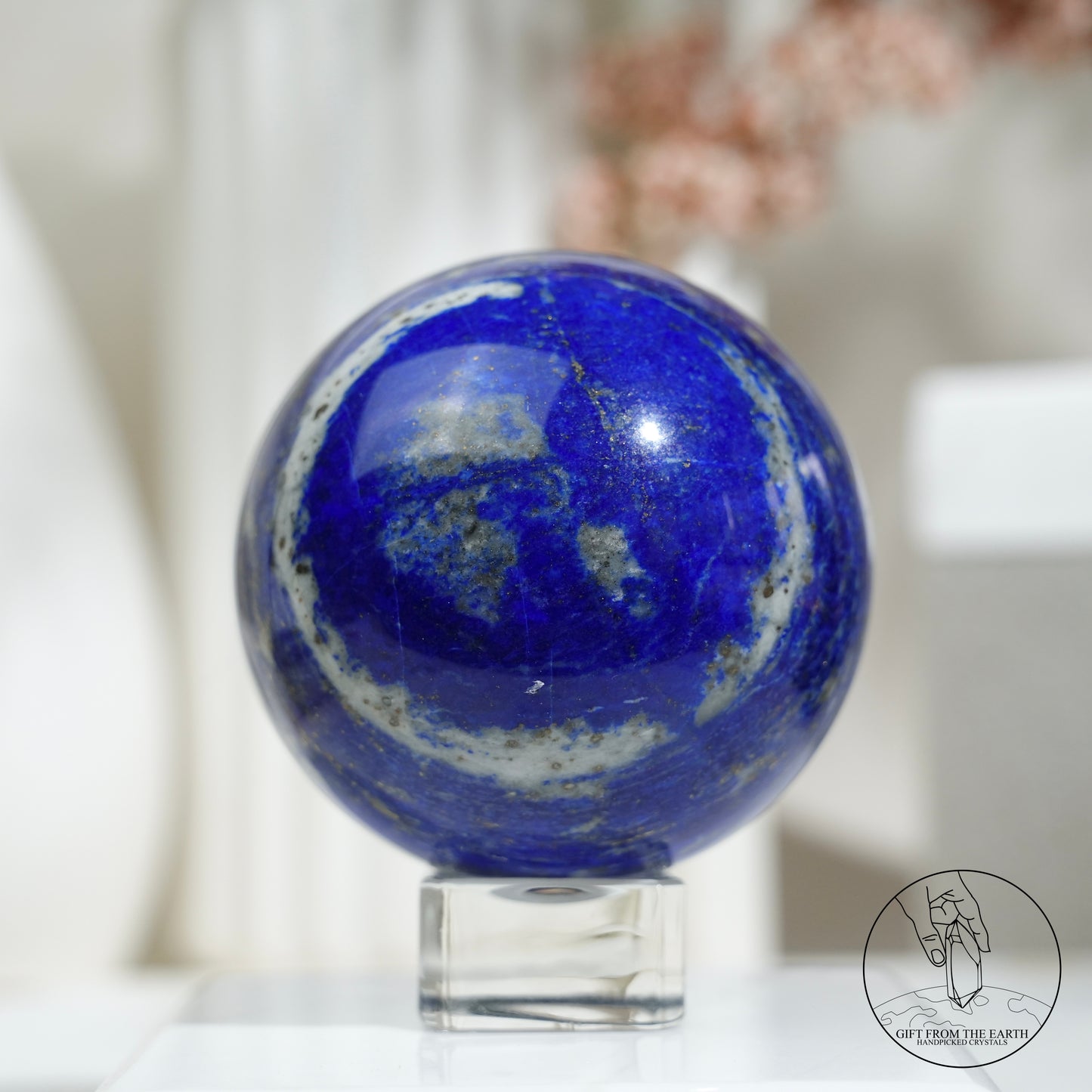 Lapis lazuli sphere