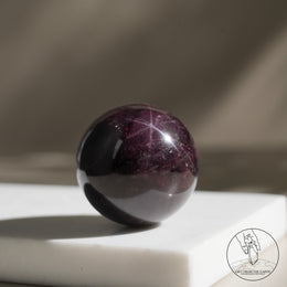 星光石榴石球