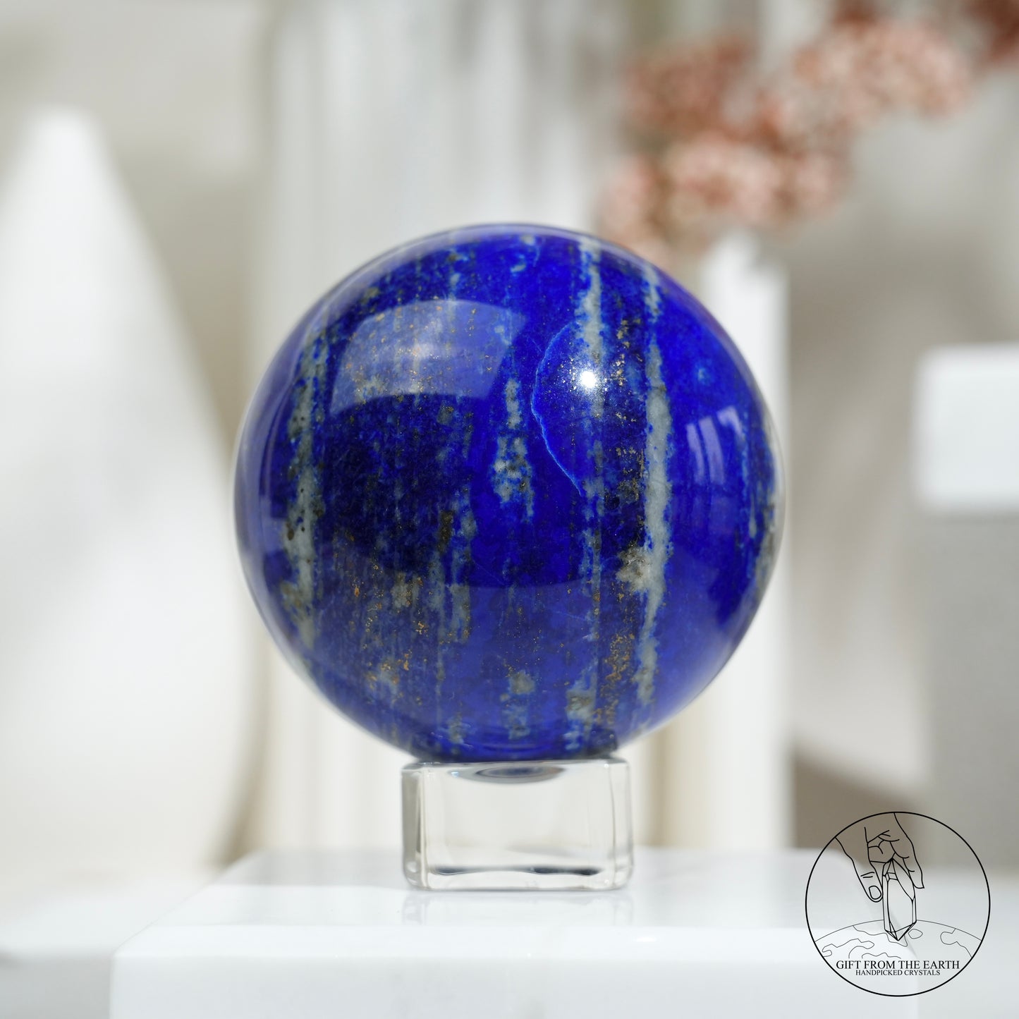Lapis lazuli sphere