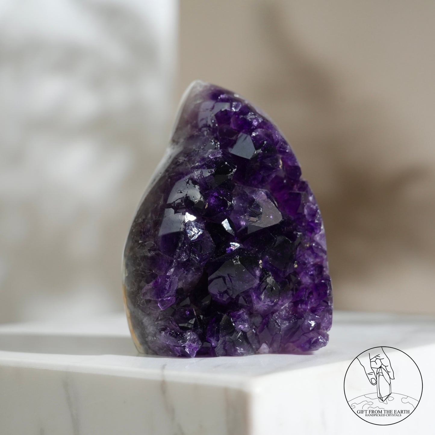 Amethyst geode