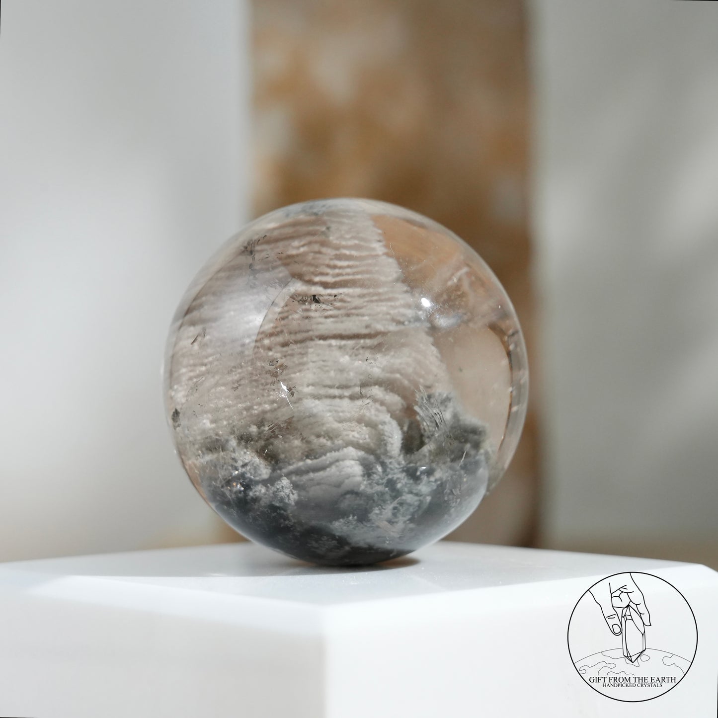 Red-green phantom sphere