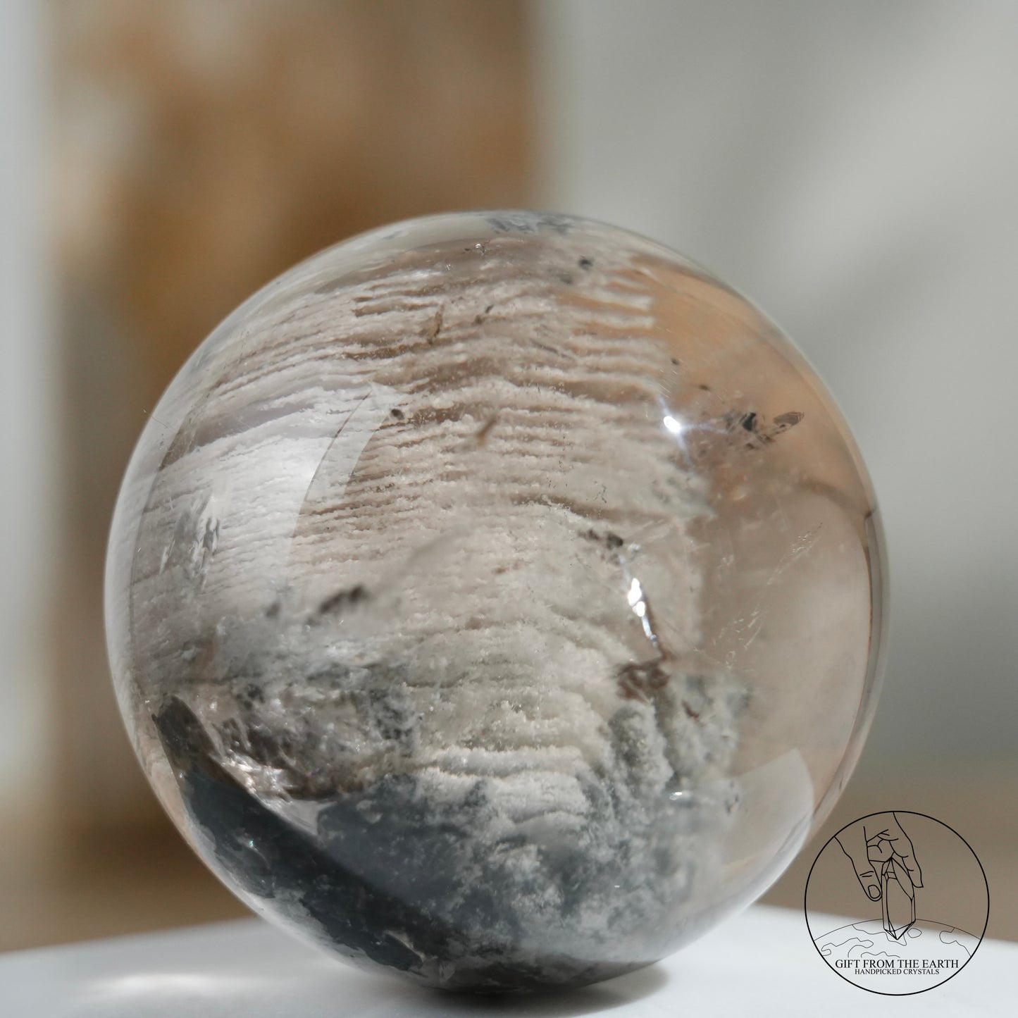 Red-green phantom sphere