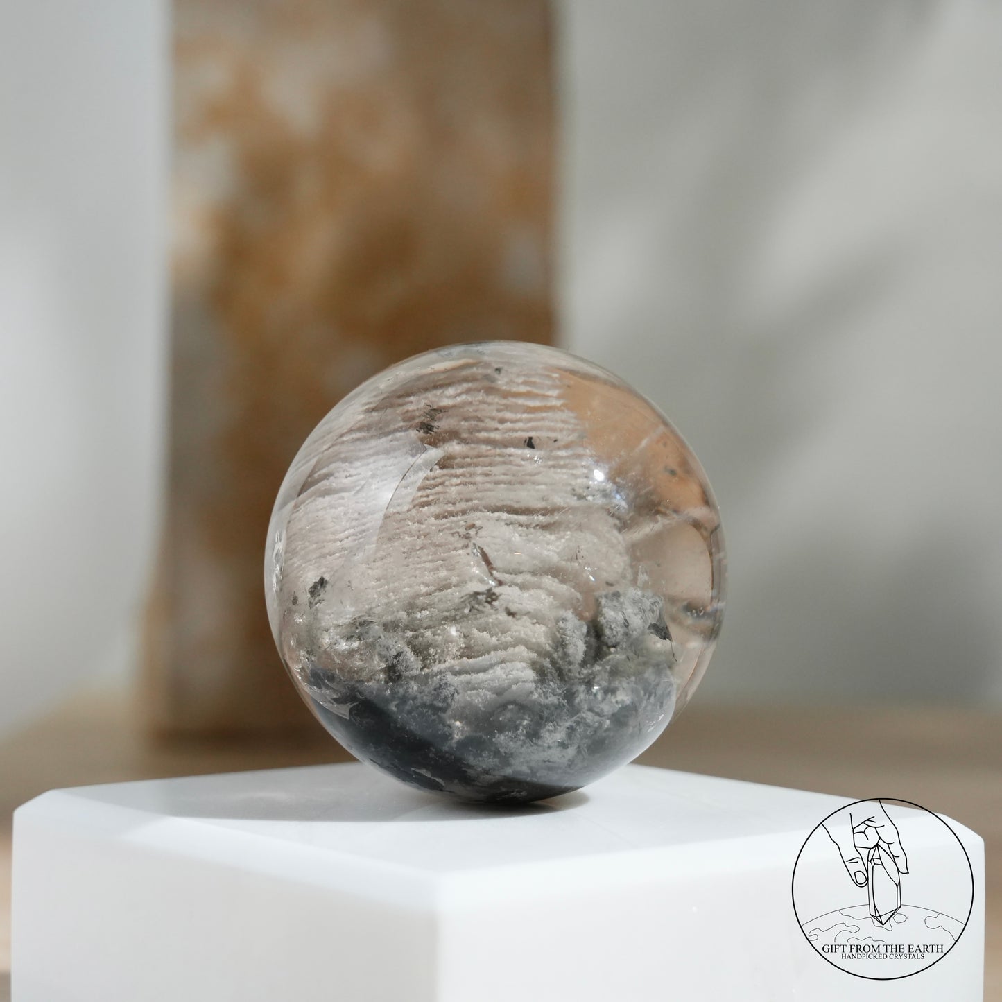 Red-green phantom sphere