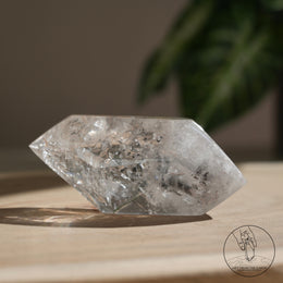 彩虹水膽流沙白水晶
