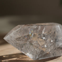 彩虹水膽流沙白水晶