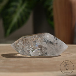 彩虹水膽流沙白水晶