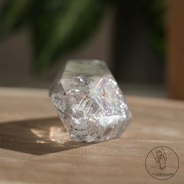 彩虹水膽流沙白水晶