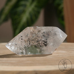 彩虹水膽流沙白水晶