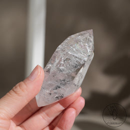 彩虹水膽流沙白水晶
