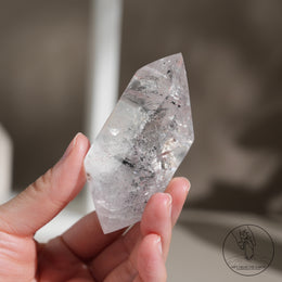 彩虹水膽流沙白水晶