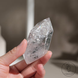 彩虹水膽流沙白水晶