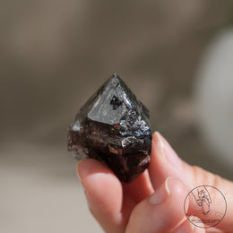 南非黑骸骨水晶