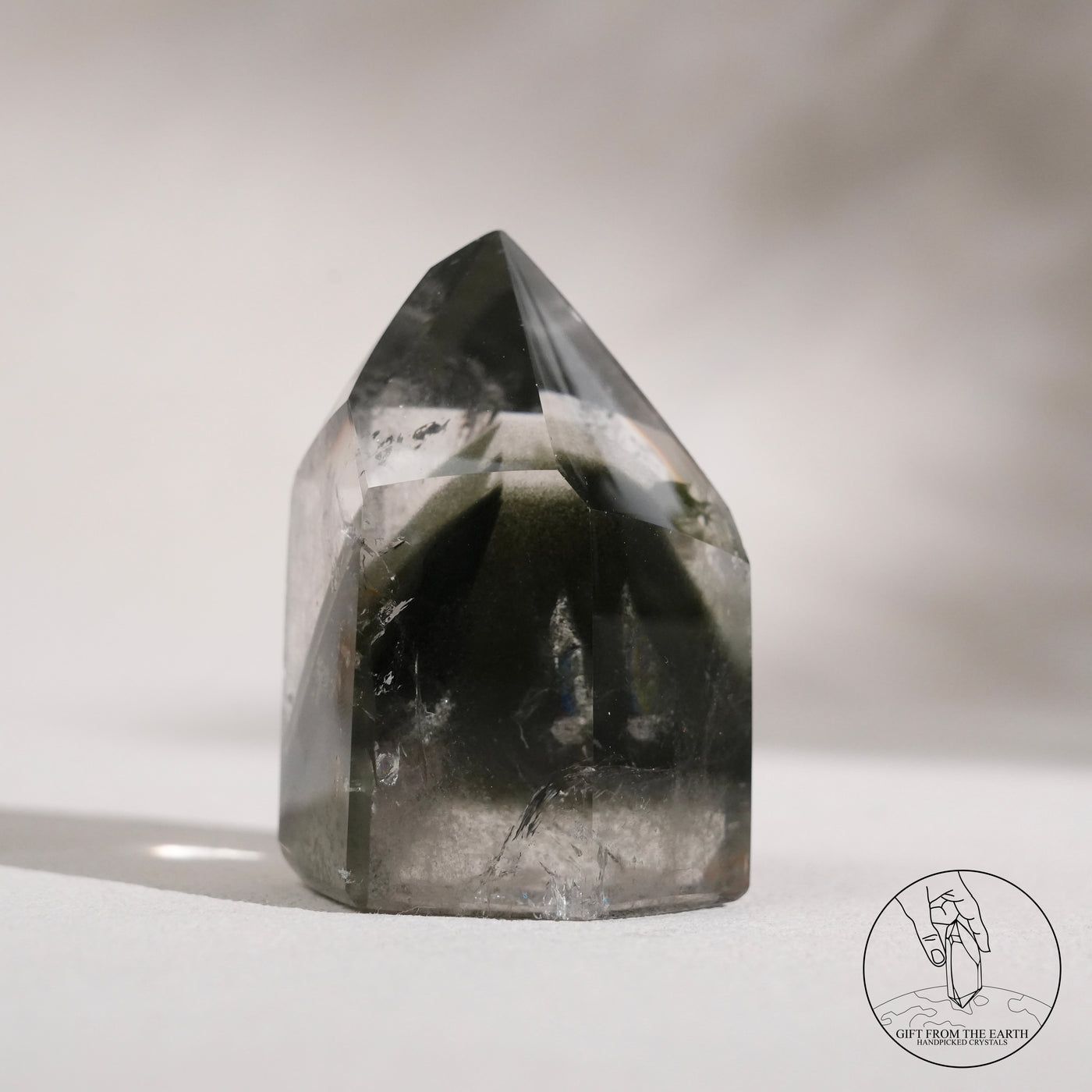 綠幽靈水晶柱