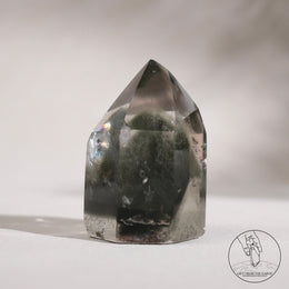 綠幽靈水晶柱