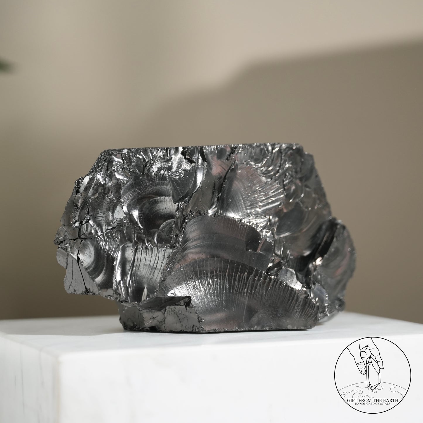 Colombian carbon-included quartz 