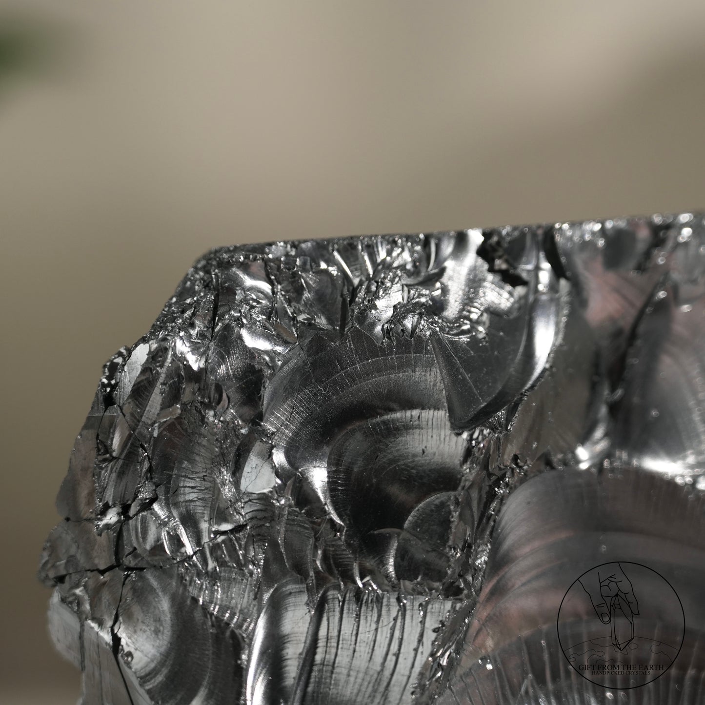 Colombian carbon-included quartz 