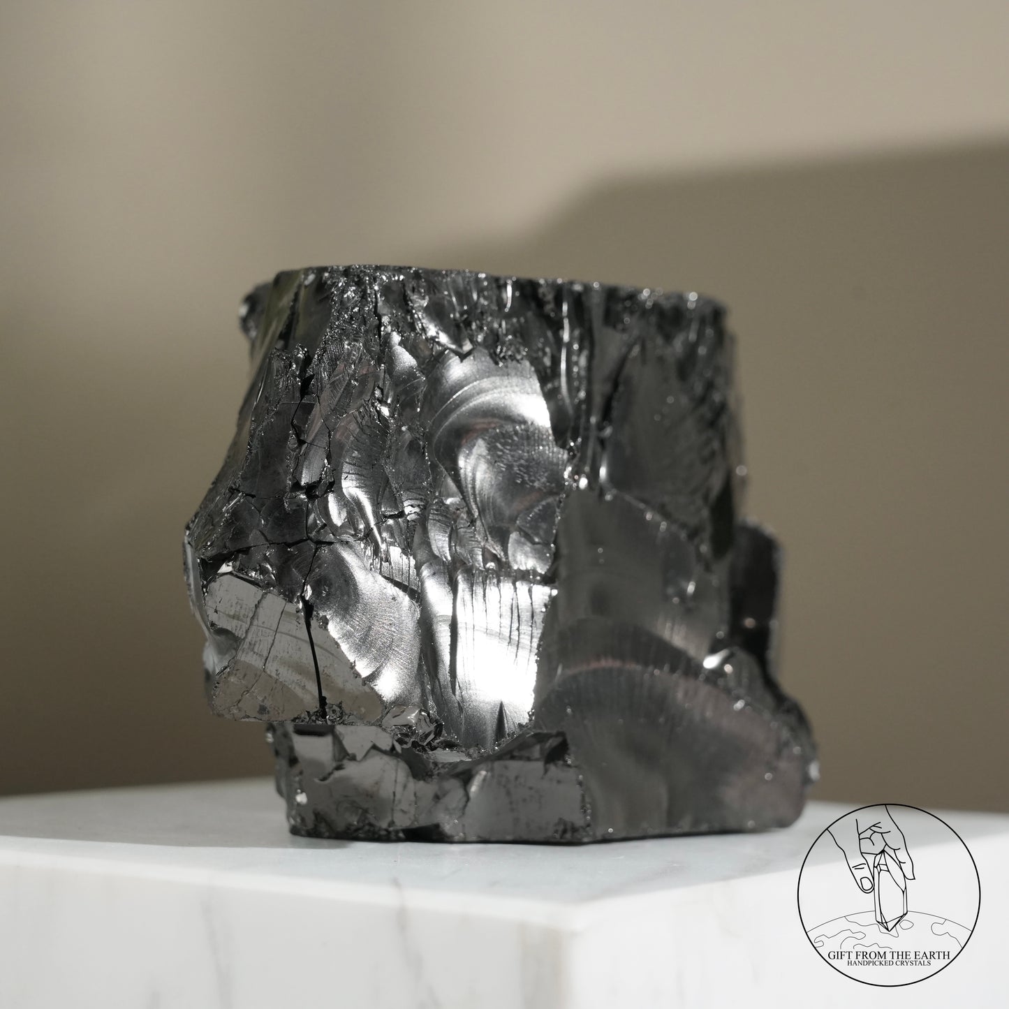 Colombian carbon-included quartz 