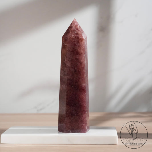 Stberry quartz point