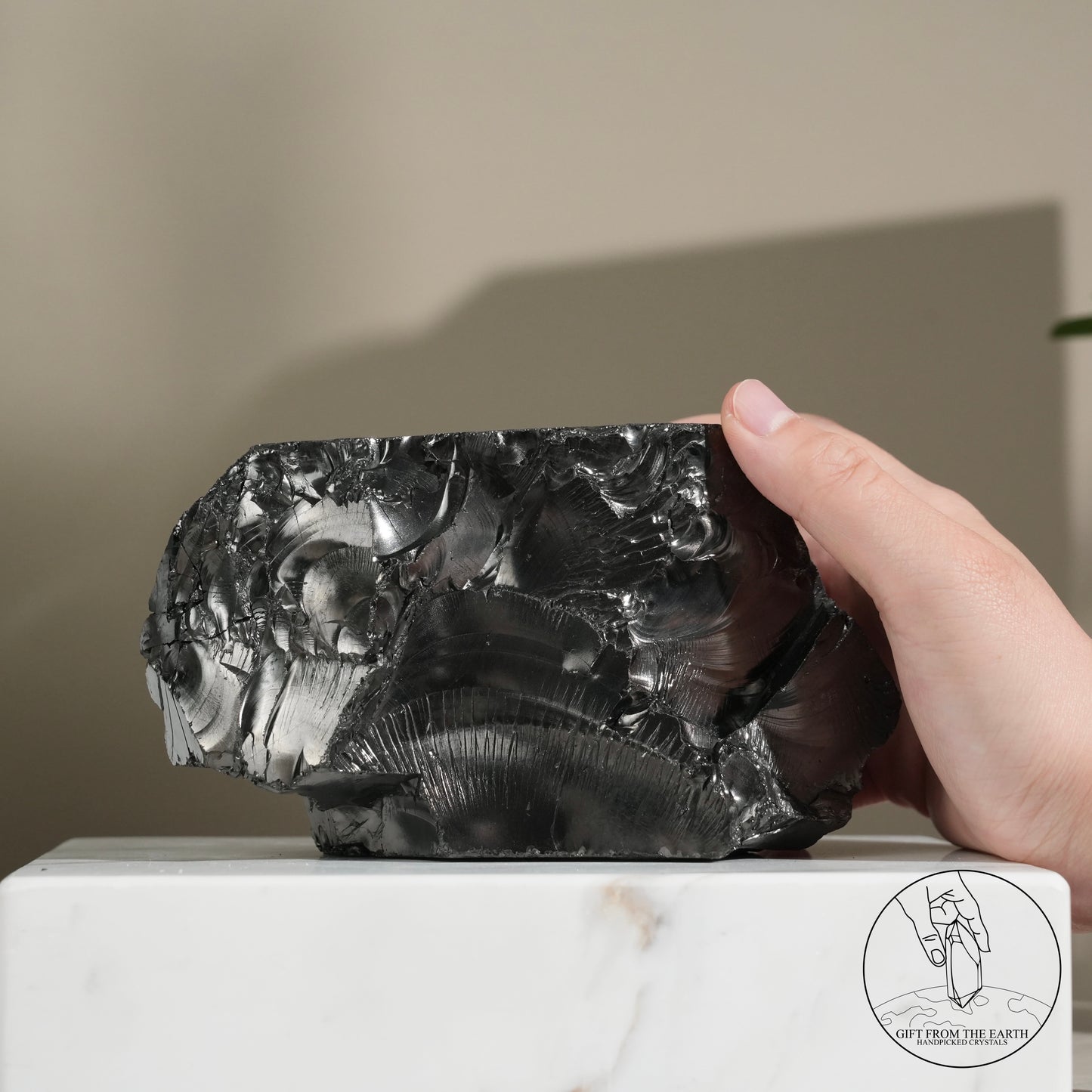 Colombian carbon-included quartz 