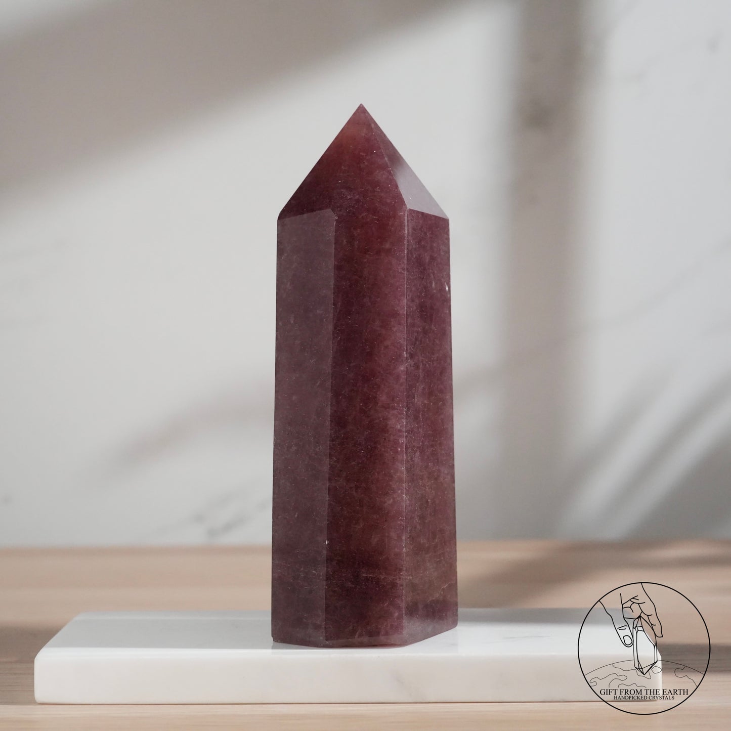 Stberry quartz point