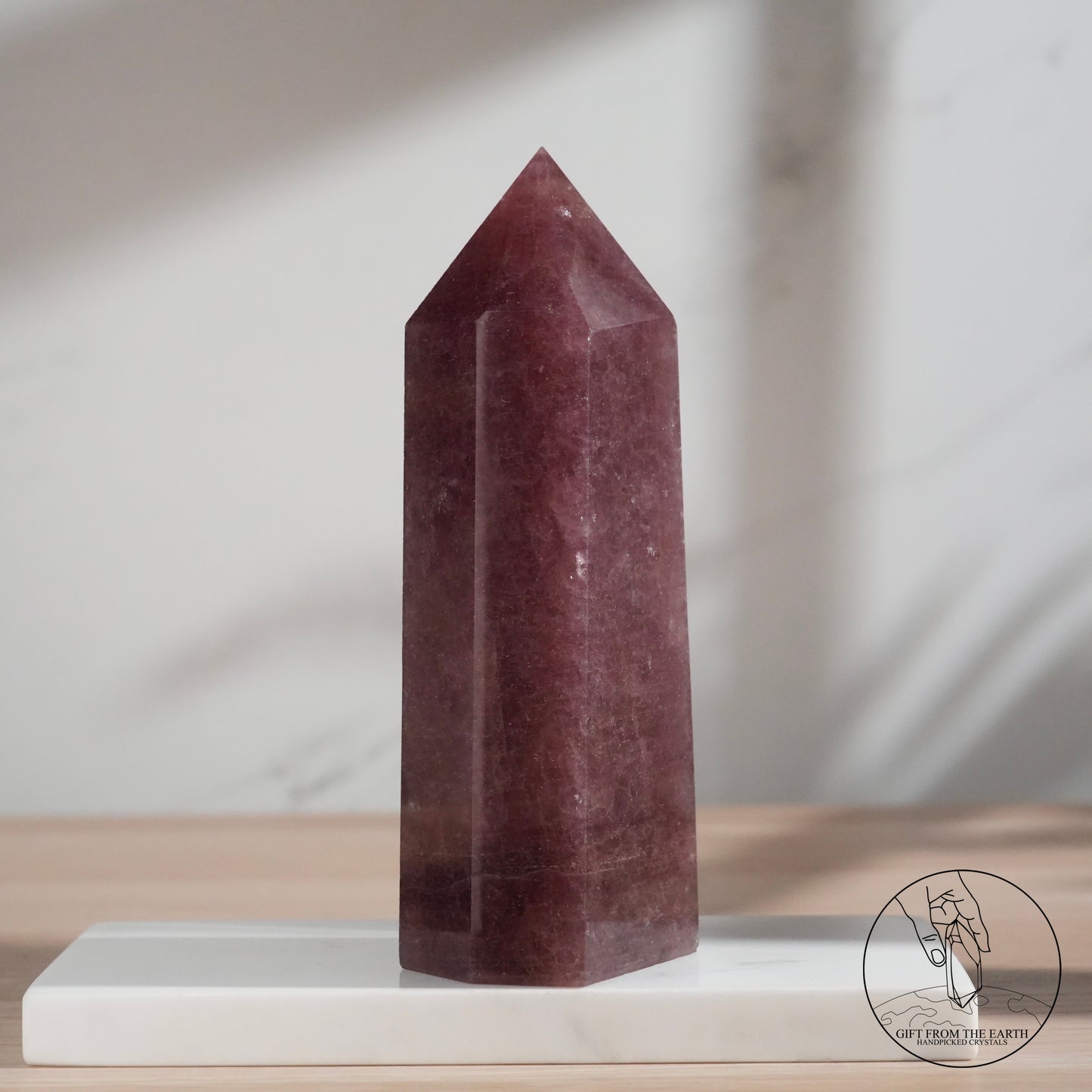 Stberry quartz point