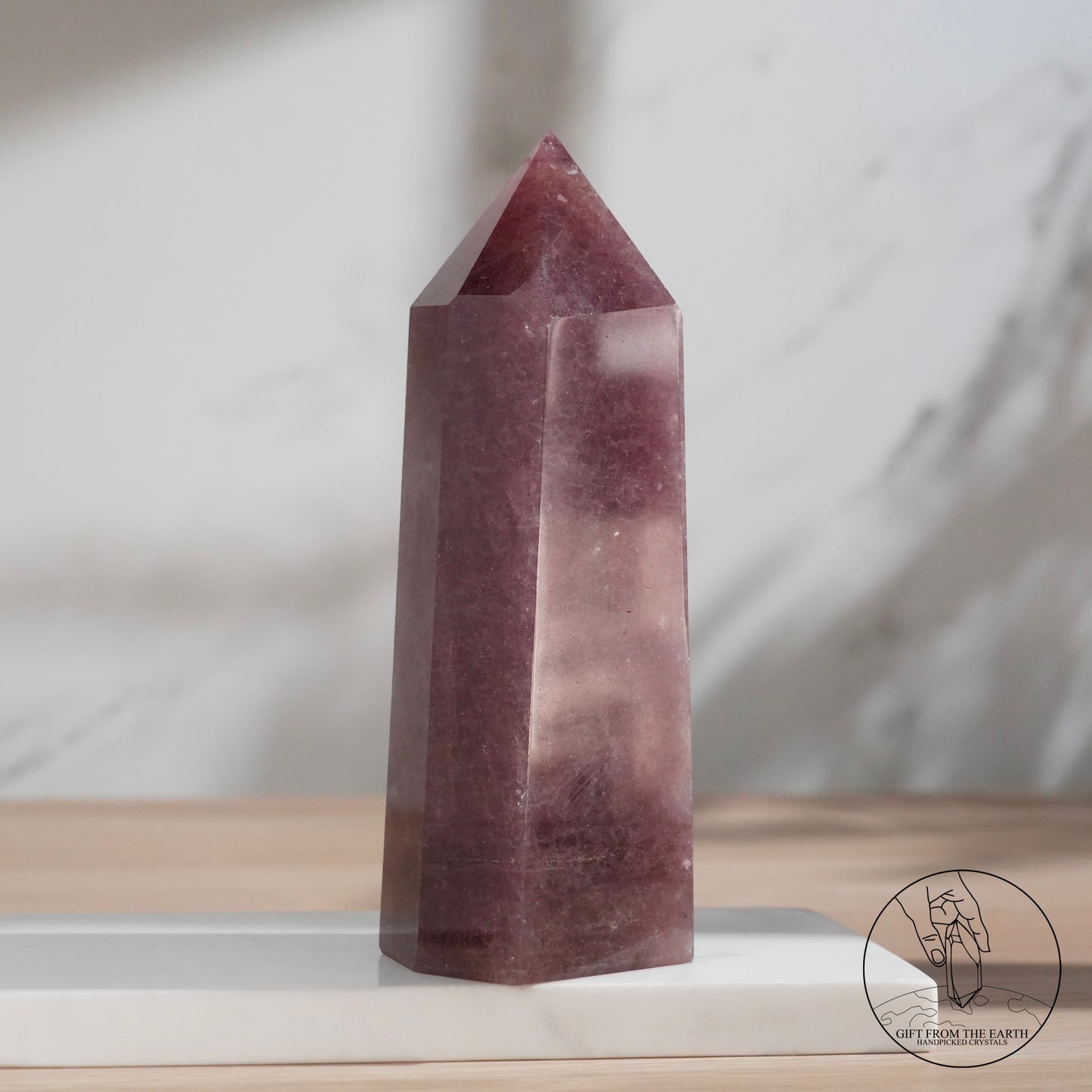 Stberry quartz point