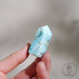 拉利瑪柱