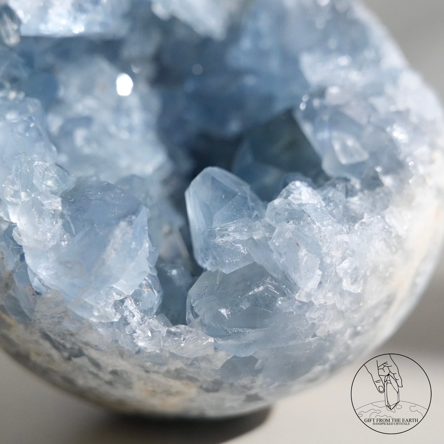 Celestite sphere